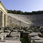 בית נופש Comfortable With Unique Views Corinth