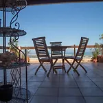 Comfortable With Unique Views