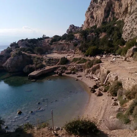 Comfortable With Unique Views *