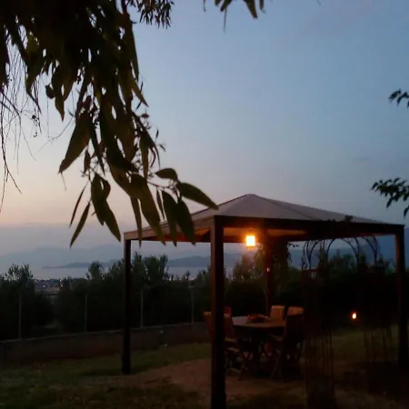 Comfortable With Unique Views Σπίτι διακοπών *