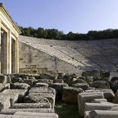 Σπίτι διακοπών Comfortable With Unique Views Corinth