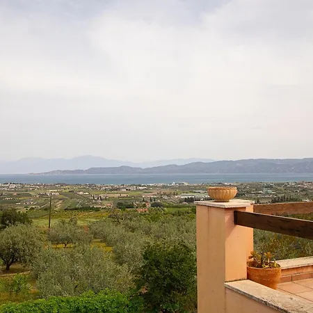 Comfortable With Unique Views * Corinth