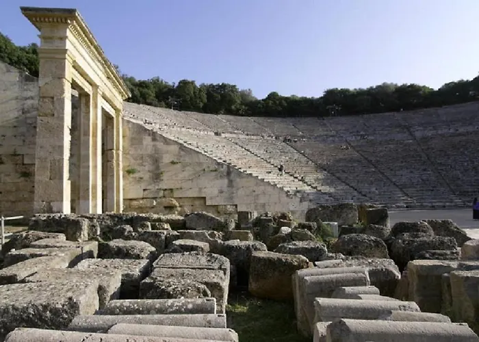 Prázdninový dům Comfortable With Unique Views Corinth