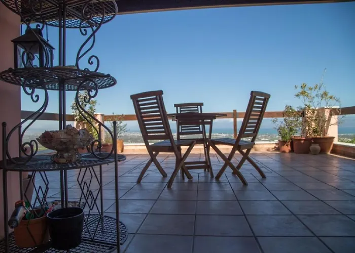 Comfortable With Unique Views