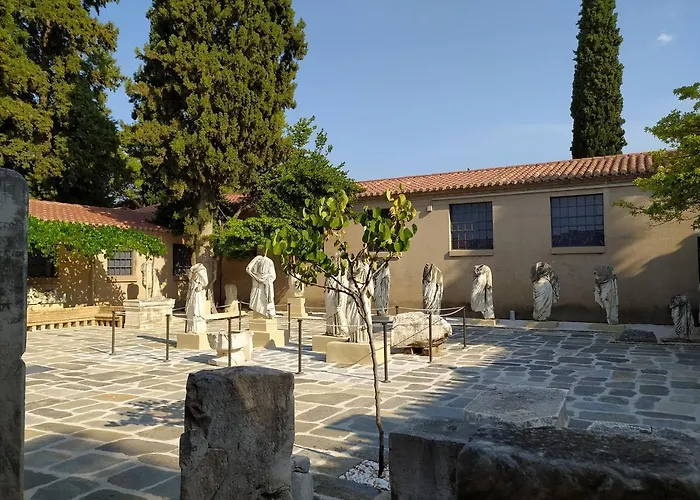 Comfortable With Unique Views