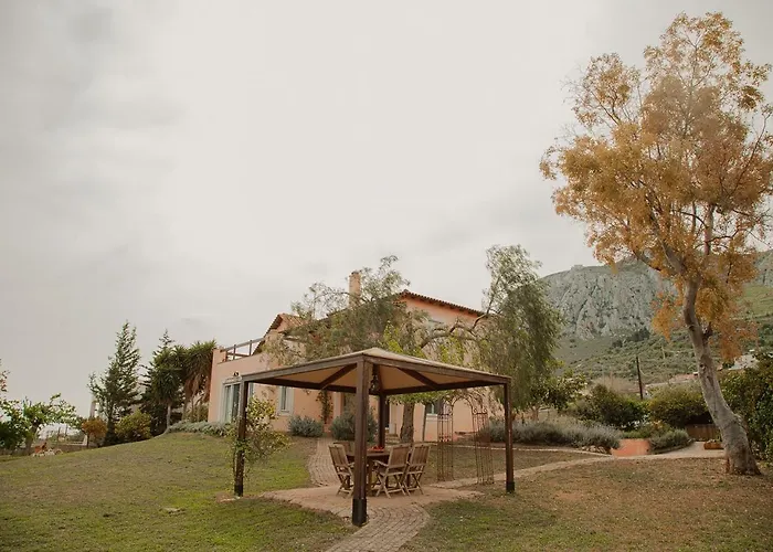 Comfortable With Unique Views *